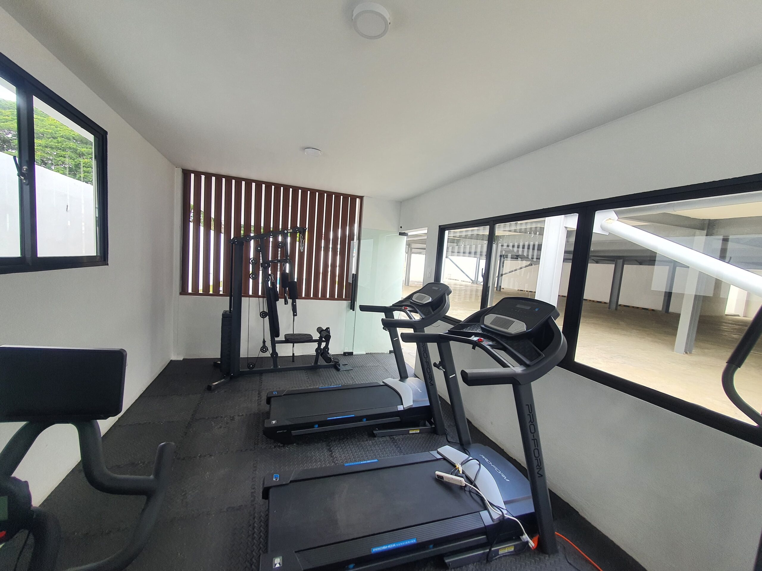 Apartamentos de lujo en Reparto Imperial, Santiago (6to y 8vo piso)