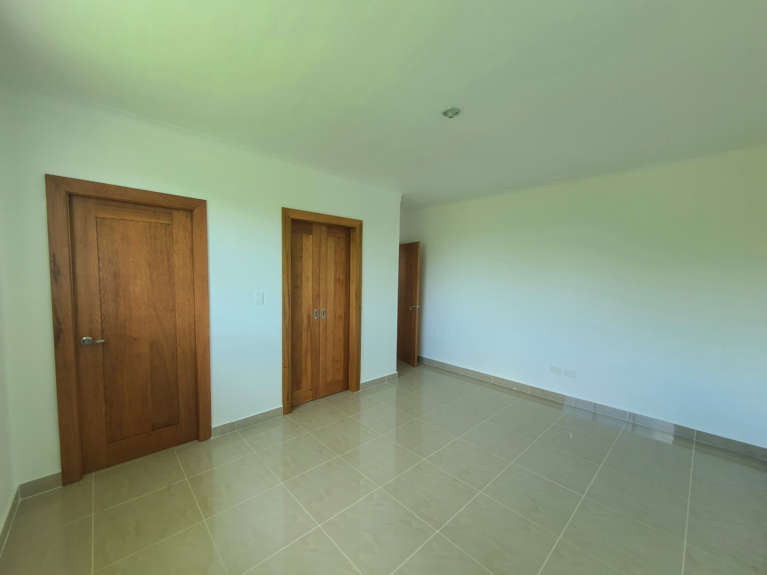Apartamento en Zona de Alto Crecimiento en Santiago – 3er nivel
