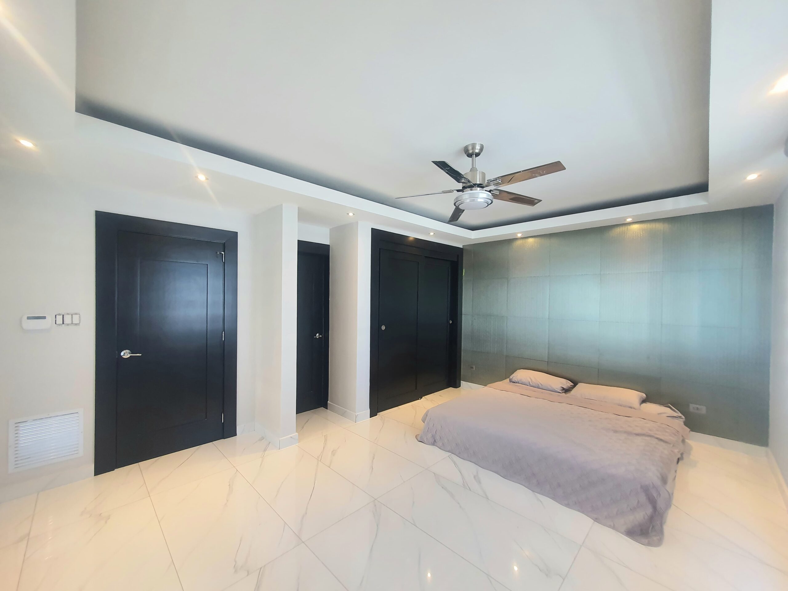 Penthouse en venta proximo a PUCMM. Santiago