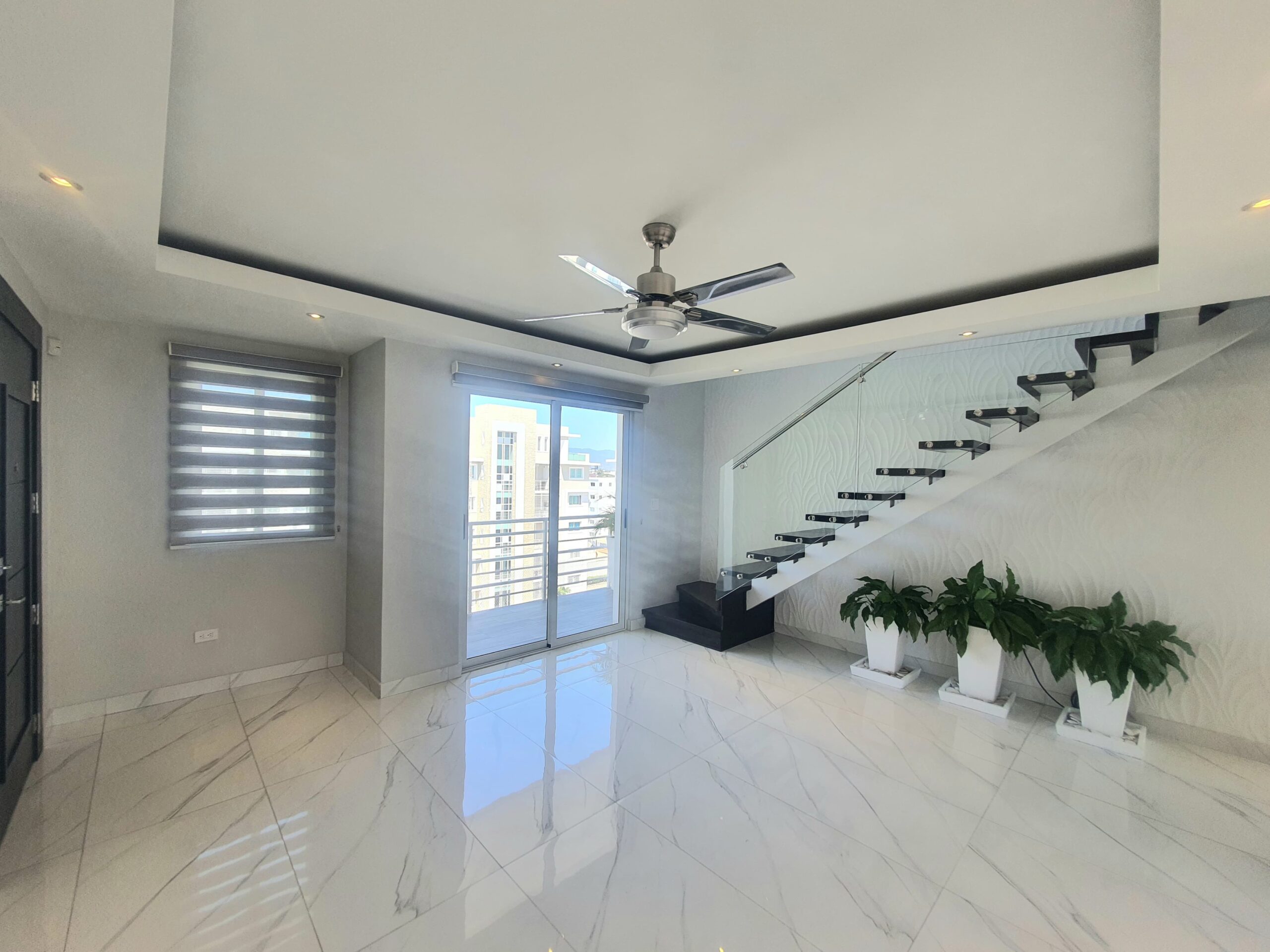 Penthouse en venta proximo a PUCMM. Santiago