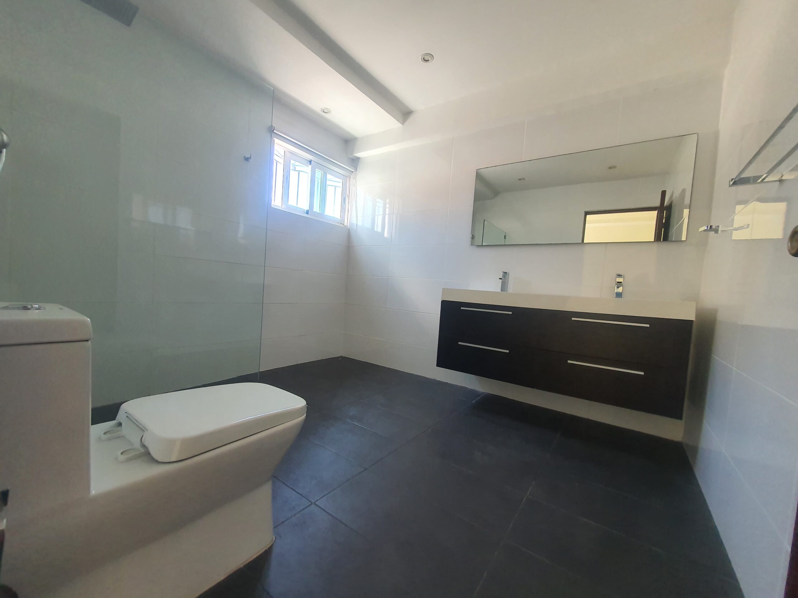 Apartamento Amplio y de Lujo En Los Cerros De Gurabo, Santiago