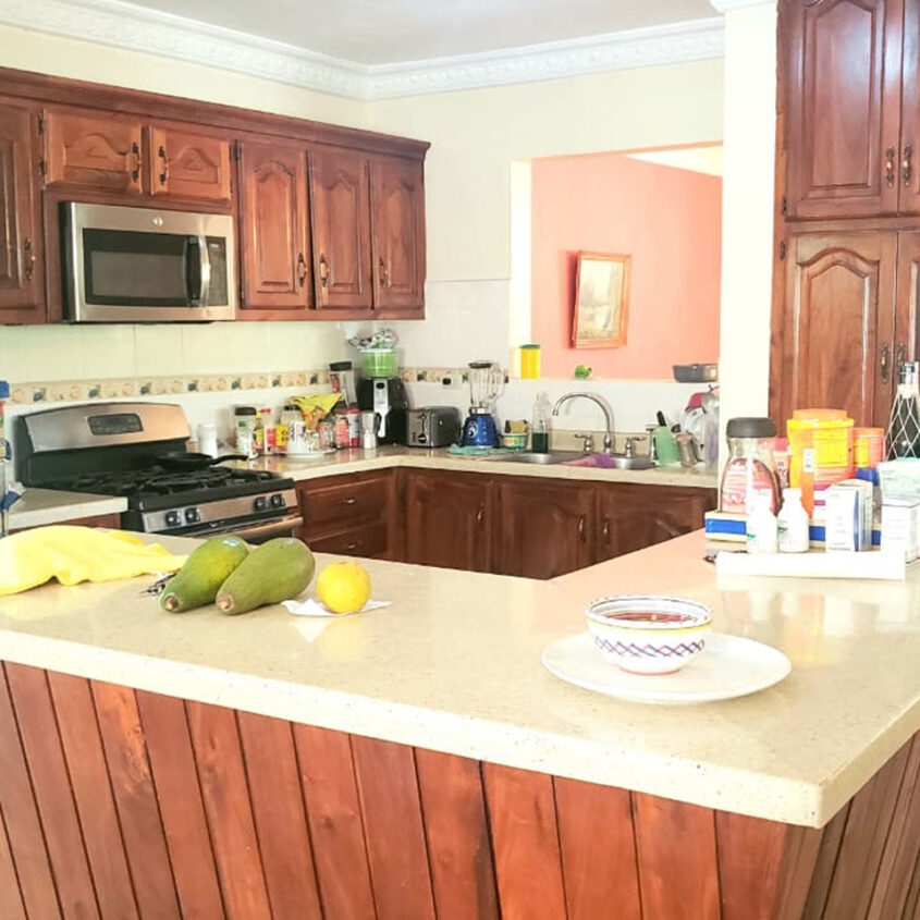 Casa con amplio terreno en Salcedo, Hermanas Mirabal RD