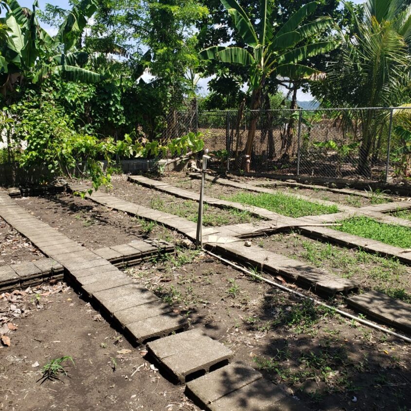 Casa con amplio terreno en Salcedo, Hermanas Mirabal RD