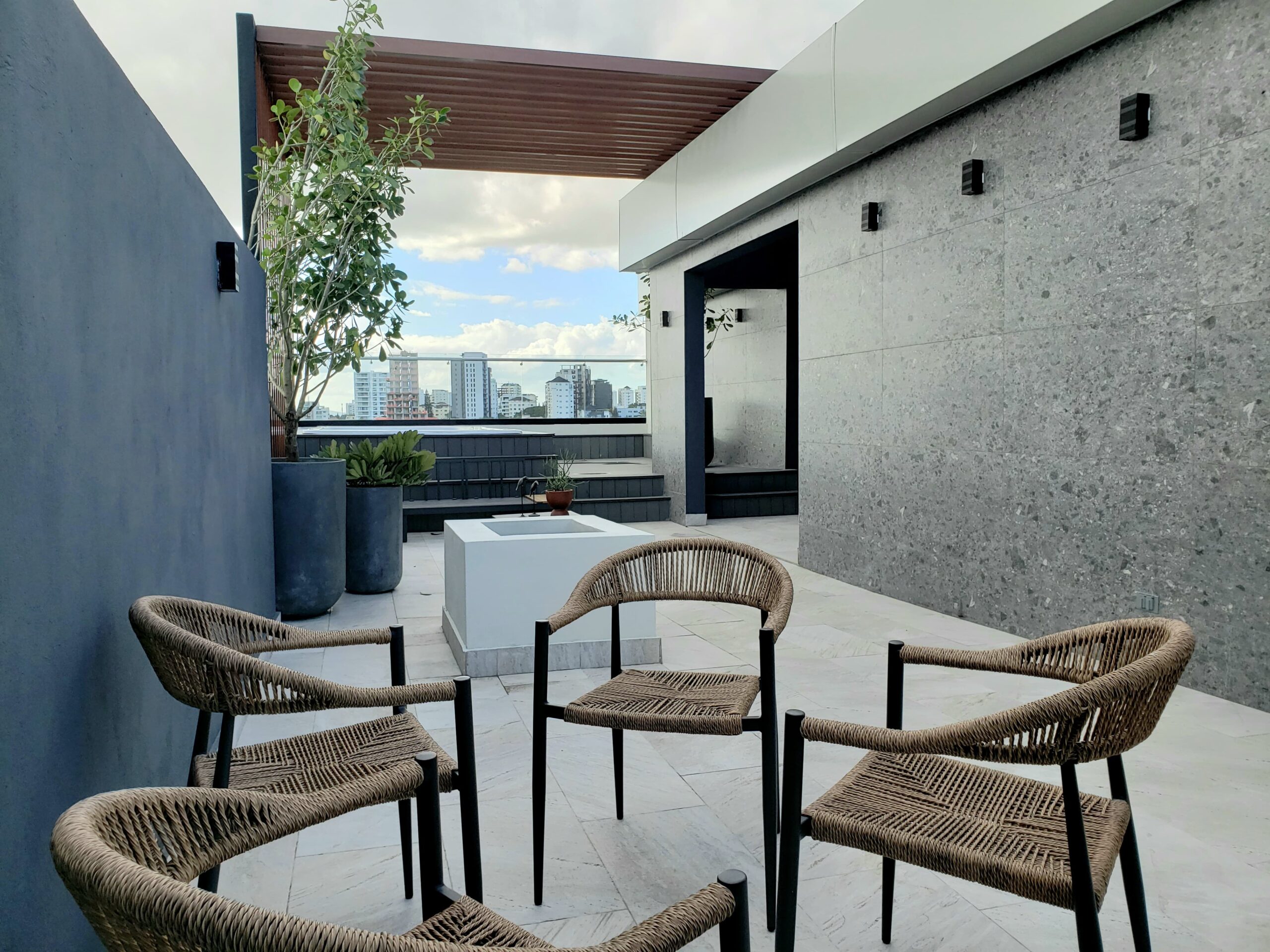 Amplio Apartamento de Oportunidad en Torre en Villa Olga Santiago, RD