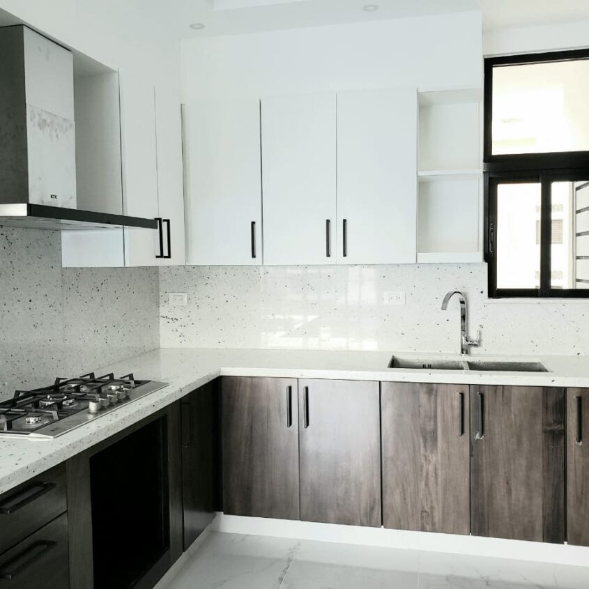 Apartamento Nuevo (2do nivel) en Torre en Villa Olga Santiago, RD